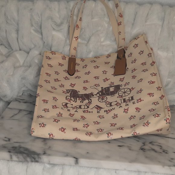 Coach Tote Handbags - Coach Tote